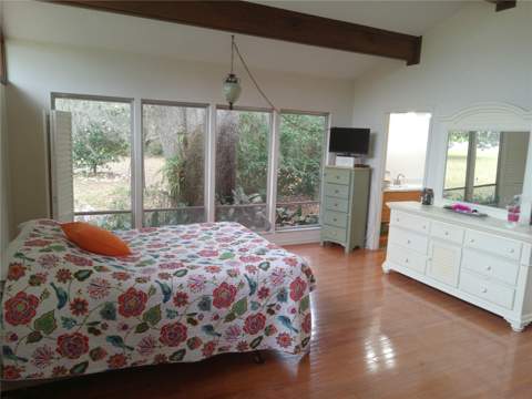 8136 NW 5th Court, Gainesville FL - photo 11 of 30