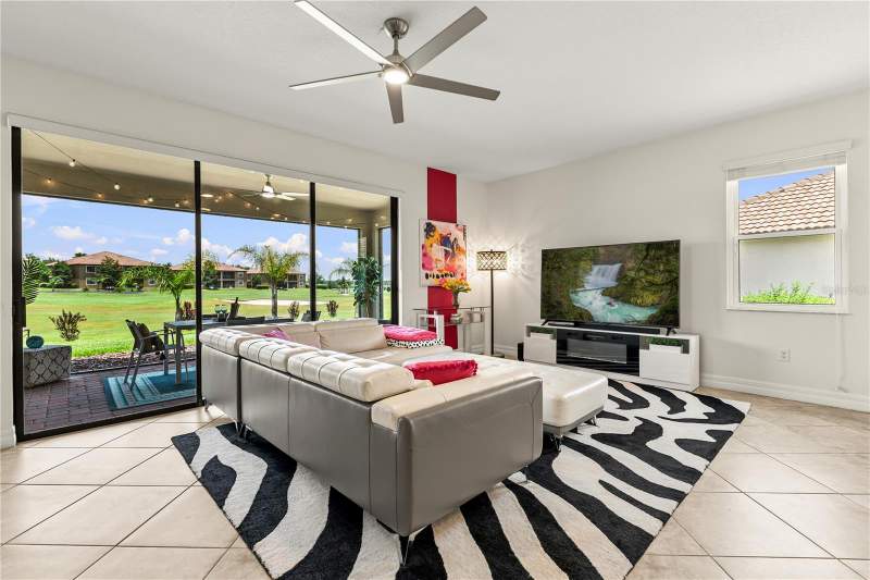 4 bedroom Single Family Residence at 1375 Palmetto Dunes Street, Stoneybrook South Ph 1, Davenport — photo 4