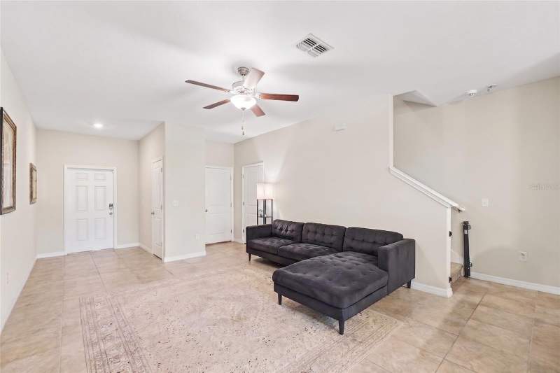 3 bedroom Townhouse at 9781 Mulberry Marsh Lane, Cypress Crk Prcl K Ph 1, Sun City Center — photo 2