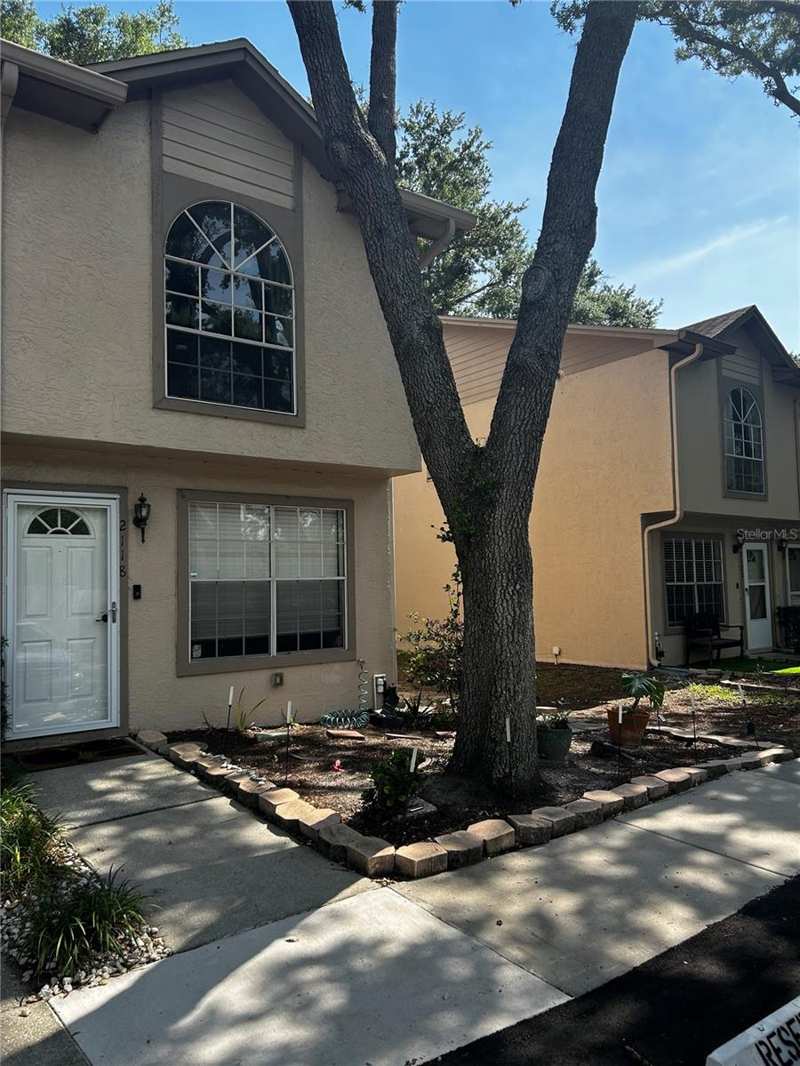 2 bedroom Townhouse at 2118 Fletchers Point Circle, Fletchers Point, Tampa — photo 1