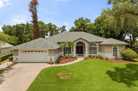 1521 Edgewater Drive, pool for sale in Mount Dora