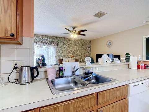 1014 Deddington Place, Kissimmee FL - photo 6 of 46