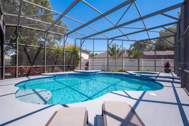 4 bedroom Single Family Residence at 844 Golden Pond Court, Waterford Lakes Tr N31B, Orlando — photo 3
