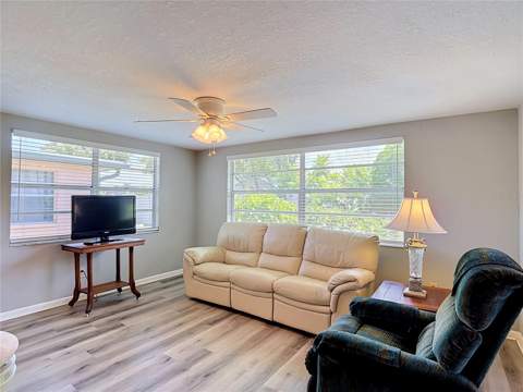 9116 Farmington Lane, Port Richey FL - photo 19 of 52