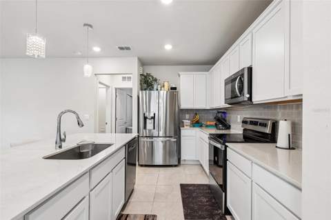 5016 Blue Hammock Court, Kissimmee FL - photo 15 of 81