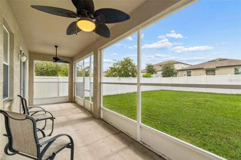 211 Fairmont Drive, Spring Hill FL - photo 8 of 37