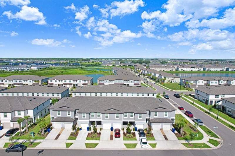 2 bedroom Townhouse at 10263 Trumpet Honetsuckle Way, Mirada Townhomes, San Antonio — photo 5