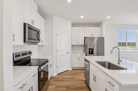 12573 Homeland Drive, Dade City FL - photo 10 of 33