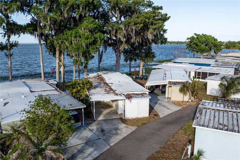 2 bedroom Mobile Home at 12315 US Highway 441 #23, Three Lakes Mhp, Tavares — photo 1