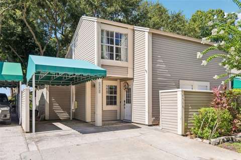 6910 Lake Place Court, home for sale in Tampa 33634