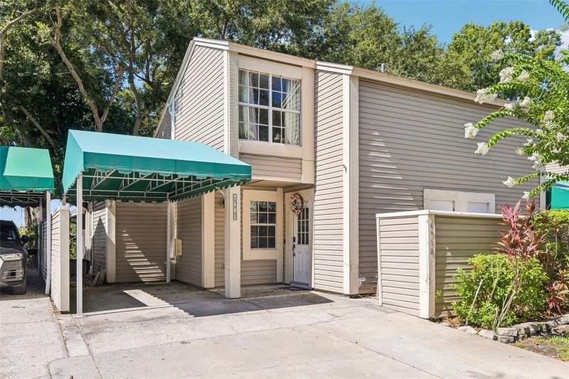 Lake PlaceCondos for Sale in Tampa, FL