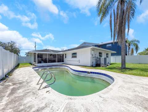 5701 Denver Street, St Petersburg FL - photo 7 of 24