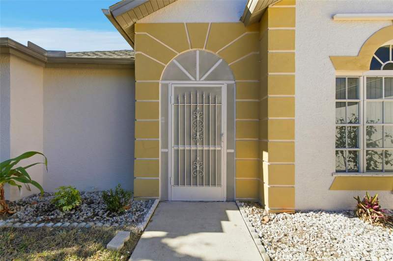 3 bedroom Single Family Residence at 191 Rosemary Street, Port Charlotte Sec 015, Port Charlotte — photo 4