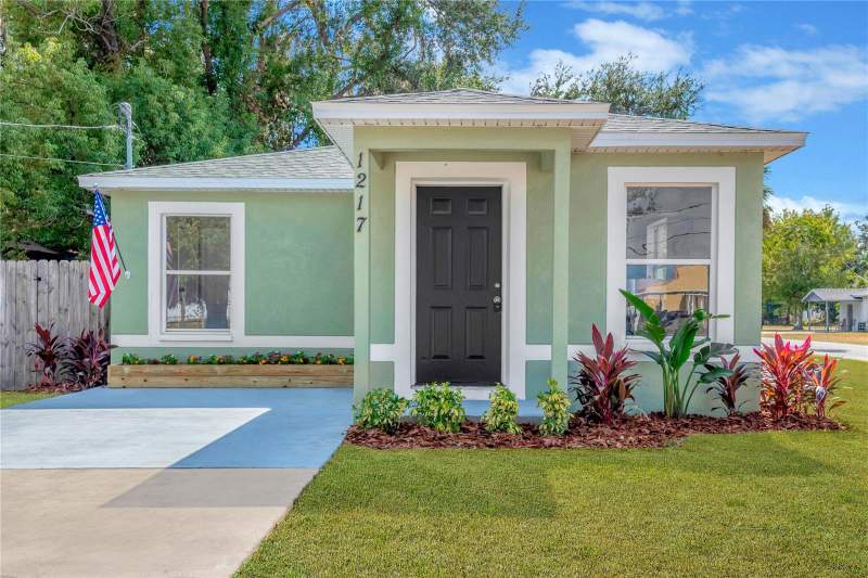 Madison Park WestHomes for Sale in Plant City, FL