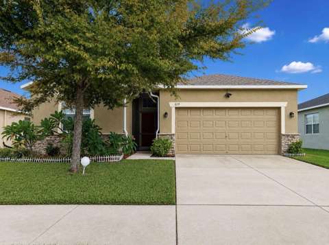 619 Wabash Breeze Circle, home for sale in Ruskin 33570