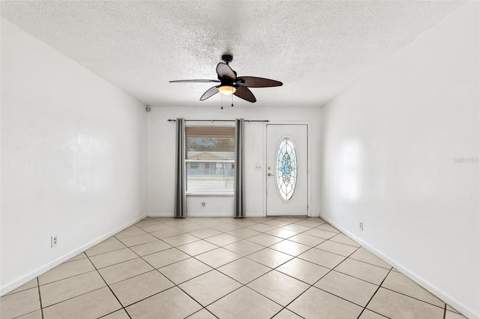 5923 Yorkshire Road, Tampa FL - photo 6 of 47