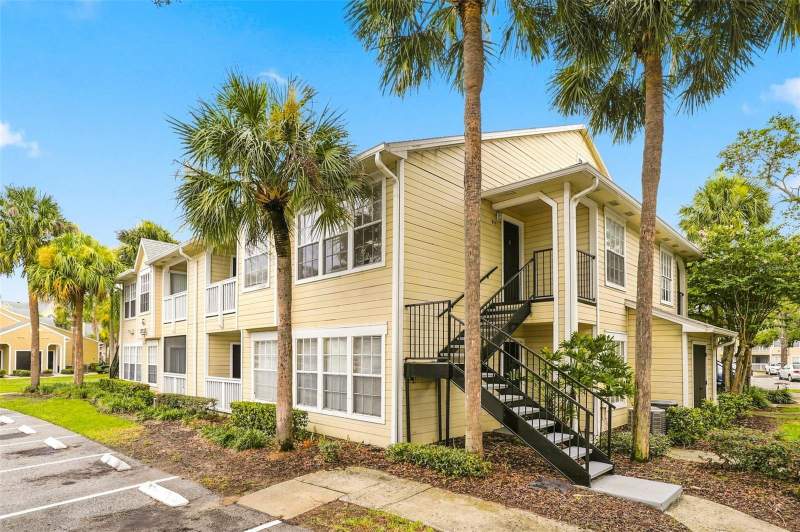 2 bedroom Condominium at 1085 S Hiawassee Road #523, Tradewinds, Orlando — photo 3