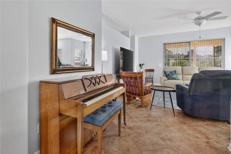 3 bedroom Single Family Residence at 4075 Kingsley Street, Cambridge/Kings Rdg Sub, Clermont — photo 5