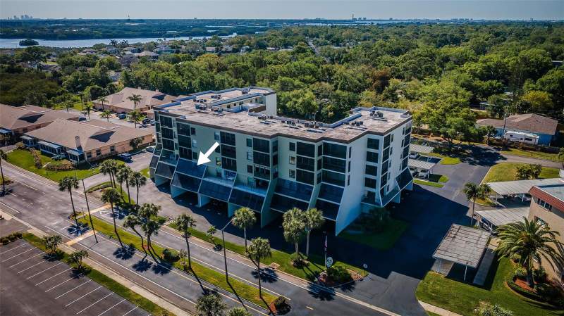 2 bedroom Condominium at 9860 62nd Terrace #1025, Long Bayou, St Petersburg — photo 2