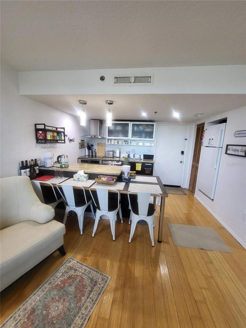 2 bedroom Condominium at 701 S Madison Avenue #414, Lakeside Crossing Condo, Clearwater — photo 4