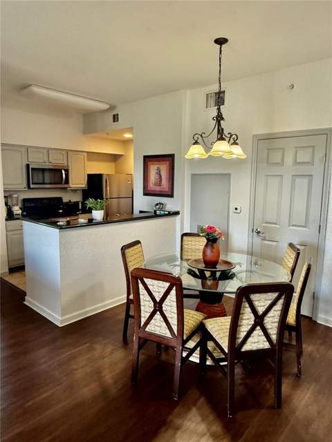 8112 Poinciana Boulevard #1802, Orlando FL - photo 15 of 23