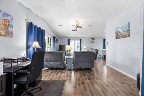723 Heathrow Avenue, The Villages FL - photo 11 of 39