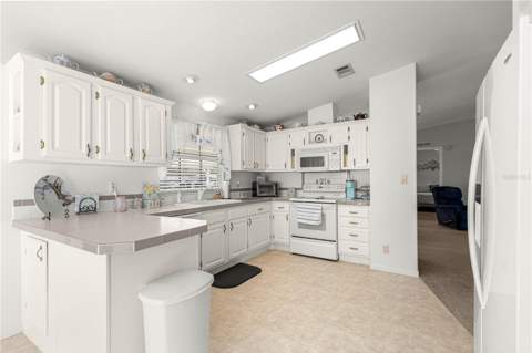 7943 SW 7th Place, Ocala FL - photo 13 of 43