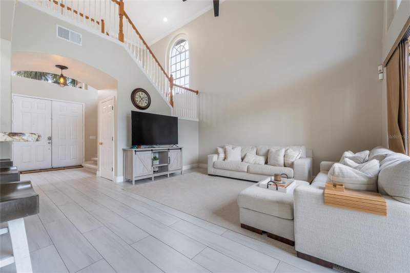 4 bedroom Single Family Residence at 1524 THE OAKS BOULEVARD, THE OAKS, KISSIMMEE — photo 4