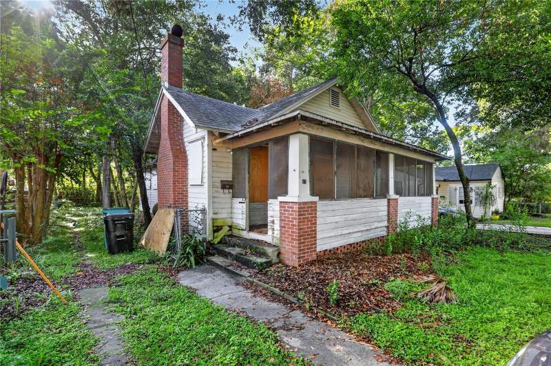 27 N MILLS AVENUE home for sale in Hill Mrs H Parker