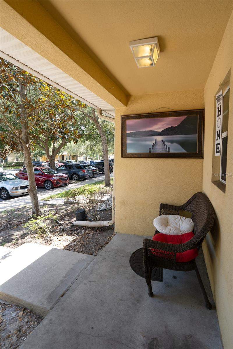 3 bedroom Townhouse at 10928 Keys Gate Dr, Summerfield Village 1 Tract 2 Phases 3 4, Riverview — photo 4