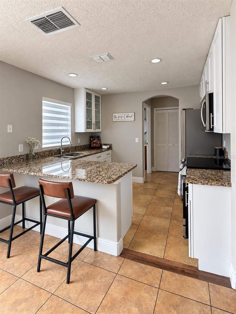 4 bedroom Single Family Residence at 14316 Sun Bay Drive, Sandpoint At Meadow Woods, Orlando — photo 5