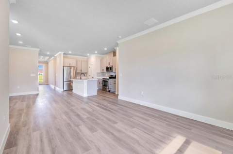2203 W Lowry Avenue, Plant City FL - photo 9 of 27