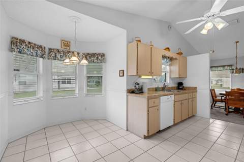 6033 Wade Street, Leesburg FL - photo 11 of 33