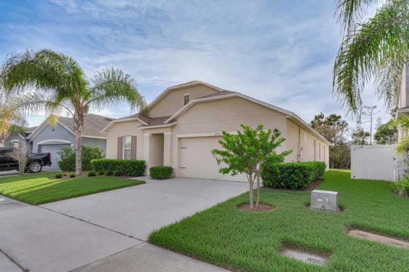 4 bedroom Single Family Residence at 2952 Gibraltar Boulevard, Coastal Woods Un A1, New Smyrna Beach — photo 1