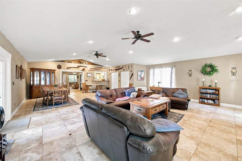 3 bedroom Single Family Residence at 5111 Rawls Road, Tampa, Tampa — photo 5