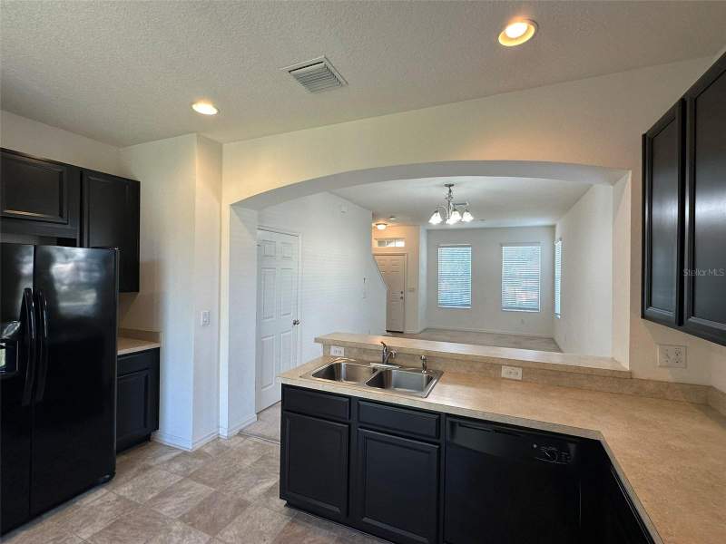2 bedroom Townhouse at 7006 Timberside Place, Oak Creek Prcl 2 Unit 2B, Riverview — photo 4