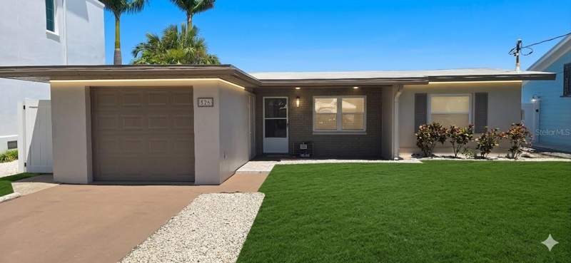 2 bedroom Single Family Residence at 526 20TH AVENUE, INDIAN BEACH RE-REVISED 15TH ADD, INDIAN ROCKS BEACH — photo 1