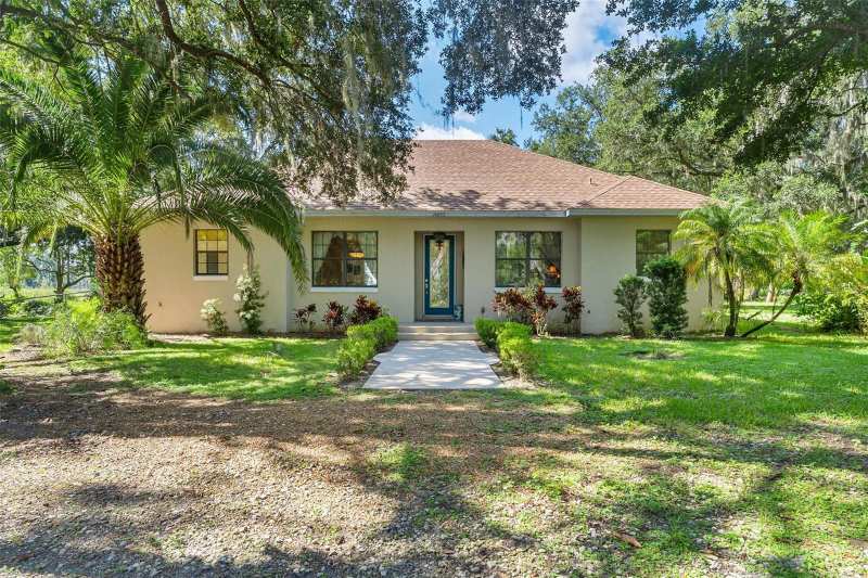 3 bedroom Single Family Residence at 26833 Anderson Ranch Road, Yalaha, Yalaha — photo 1