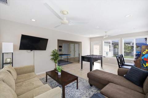 4710 Travertine Drive, Tampa FL - photo 12 of 38