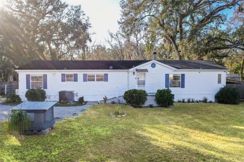 4 bedroom Manufactured Home at 5028 Clewis Avenue, State Hwy Farms, Tampa — photo 1