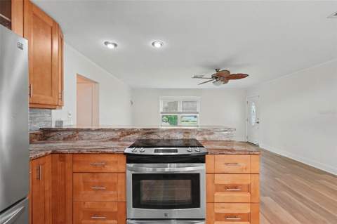 8359 Candlewood Road #8359, Seminole FL - photo 22 of 38