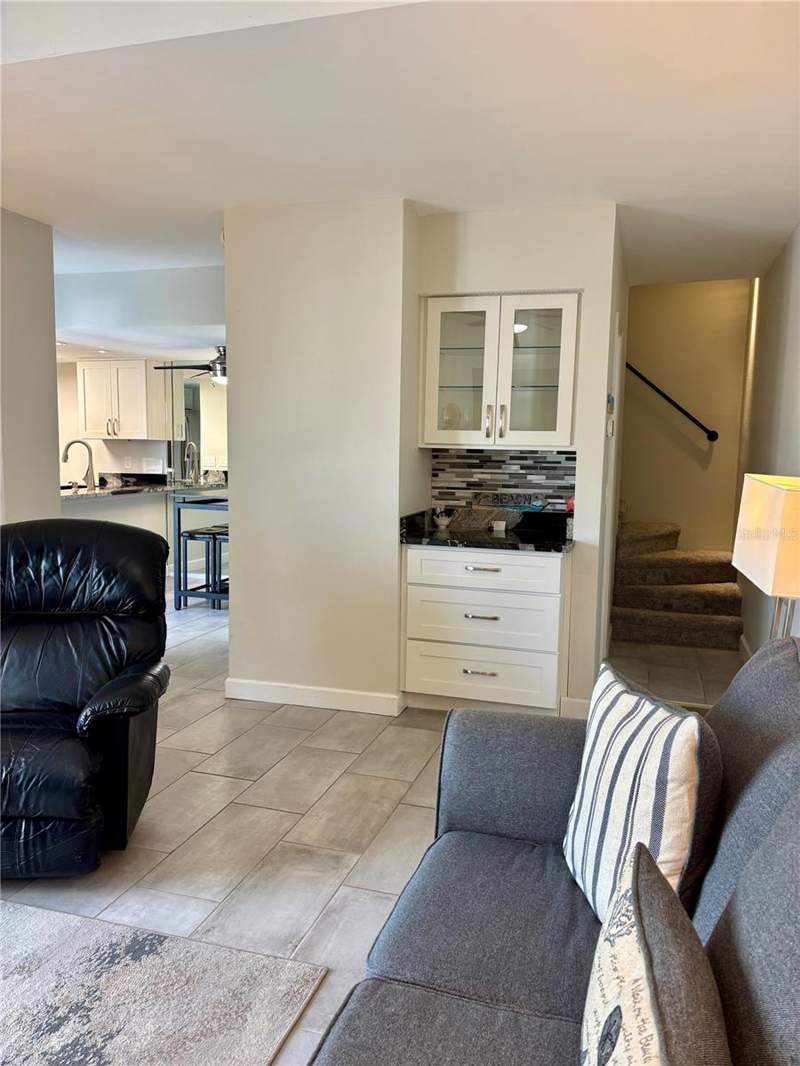 1 bedroom Condominium at 179 Medallion Boulevard #E, Madeira Beach Yacht Club Condo, Madeira Beach — photo 4