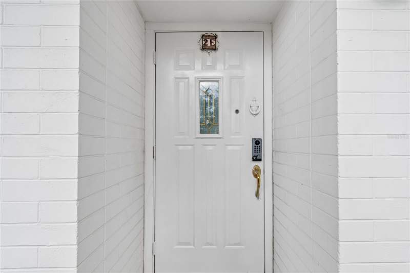 2 bedroom Condominium at 1365 N Snell Isle Boulevard #2E, Brightwaters Tower Of Snell Isle, St Petersburg — photo 3