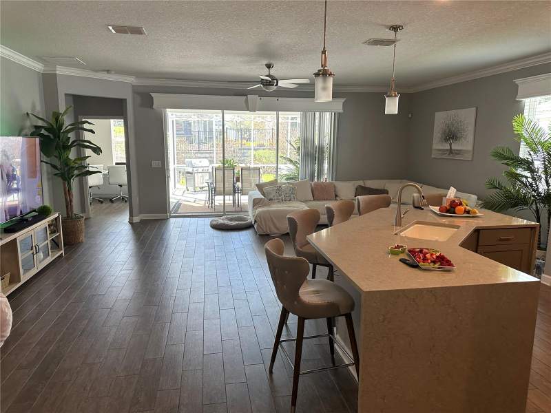 4 bedroom Single Family Residence at 1424 Clubman Drive, Stoneybrook South Ph F-1, Davenport — photo 5