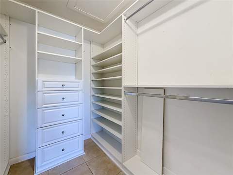 2733 Countryside Boulevard #105, Clearwater FL - photo 20 of 43