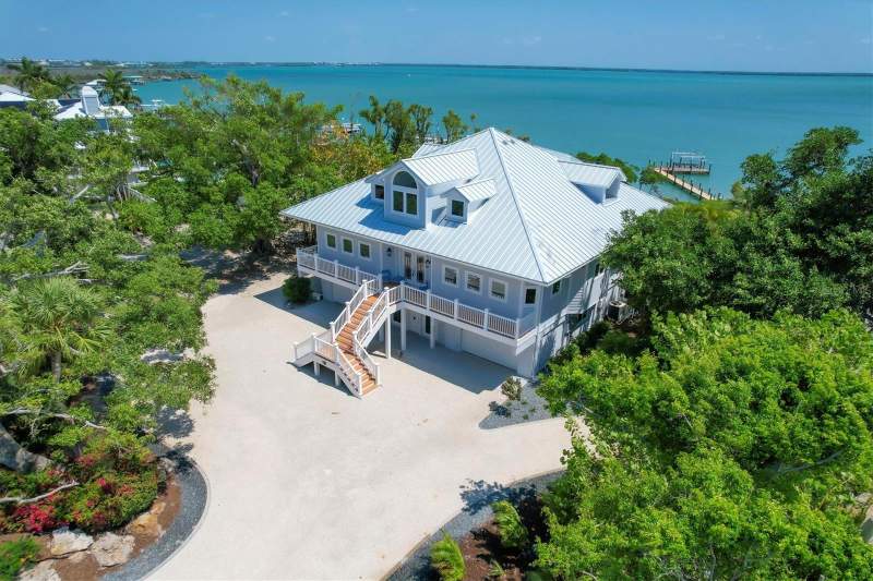 4 bedroom Single Family Residence at 19 Grouper Hole Drive, Of, Boca Grande — photo 5