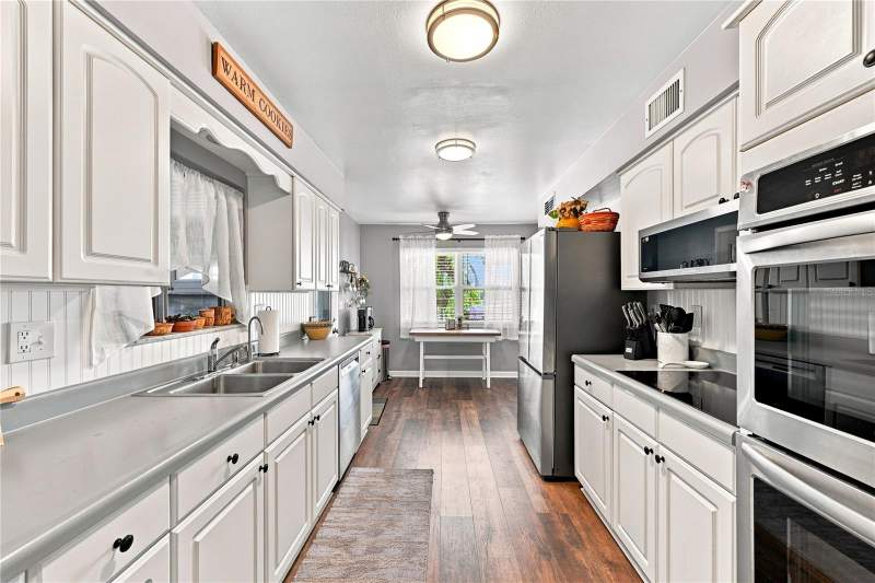 2 bedroom Single Family Residence at 1405 Hacienda Drive, Del Webbs Sun City Florida Un, Sun City Center — photo 3