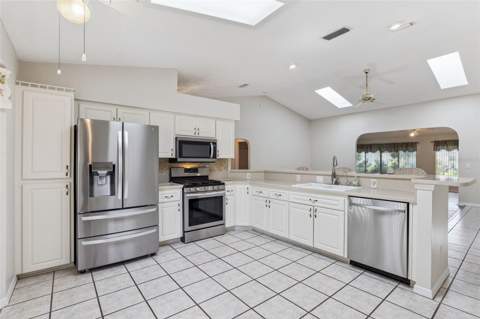26744 Racquet Circle, Leesburg FL - photo 11 of 37