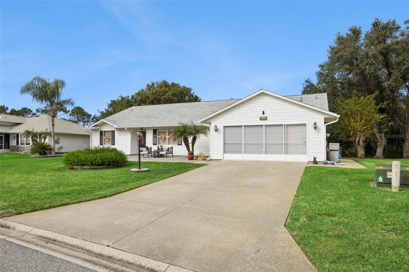 3 bedroom Single Family Residence at 26949 Racquet Circle, Highland Lakes Ph 03 Tr A-G, Leesburg — photo 4