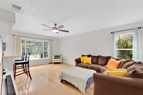 11296 Cypress Leaf Drive, Orlando FL - photo 14 of 41